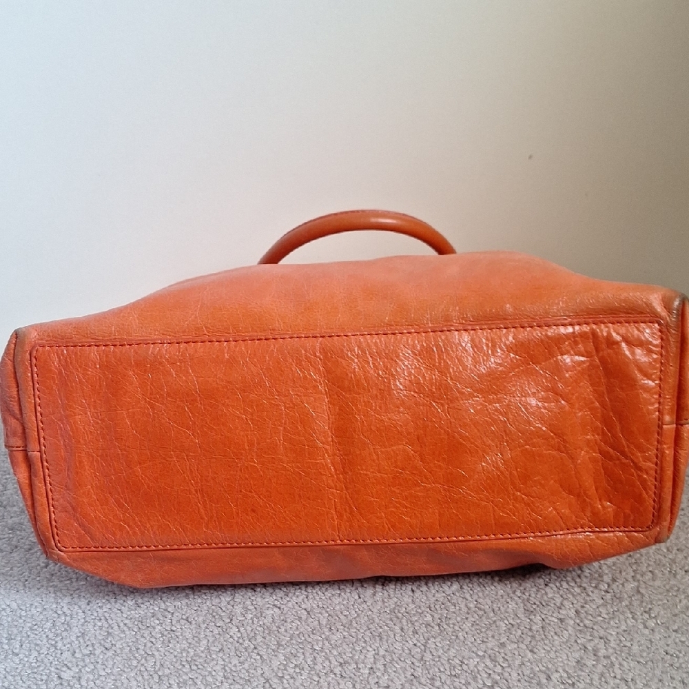 Tory Burch Orange Structured Leather Tote - Picture 4 of 12